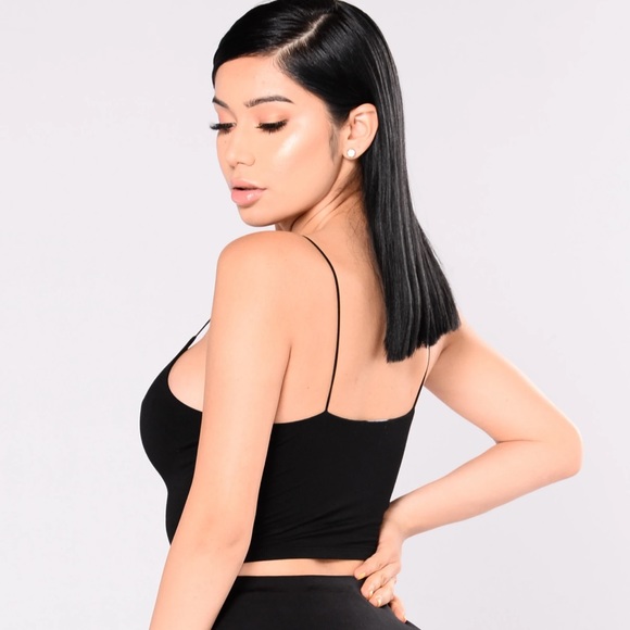 Fashion Nova Kiki cropped top NWT - Picture 2 of 3